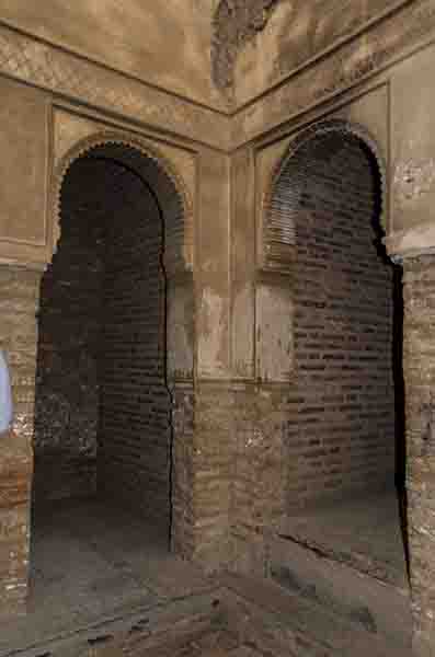 Granada 091 - La Alhambra - baños del Polinario.jpg